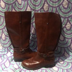 Worn once American eagle boots size 5